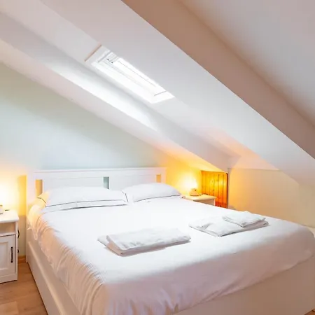 Nella Casa Del Pittore Lägenhet Turin