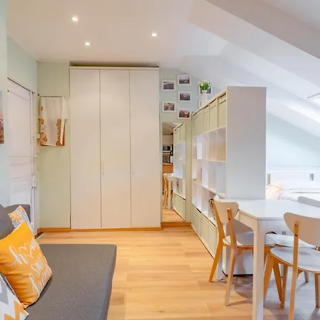 Nella Casa Del Pittore Turin